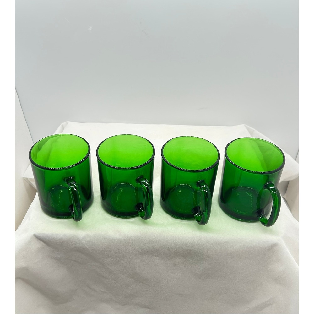 Vintage French‎ Emerald Green Glass Made in France Four Drinking  Cups
